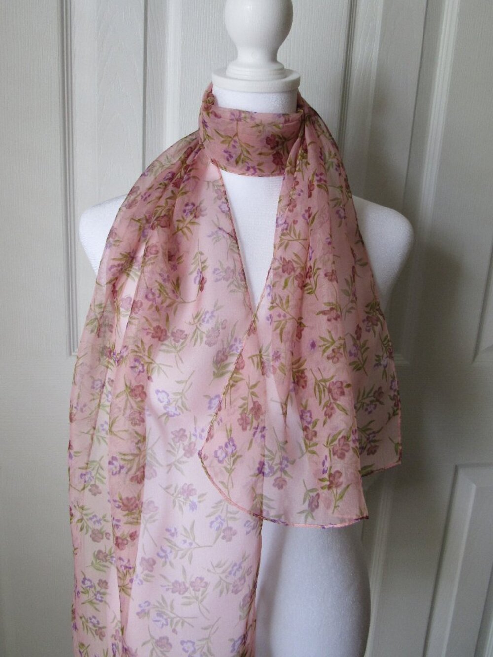 Pretty Sheer Pink & Purple Flowers SCARF 100% Polyester Made in India Romantic